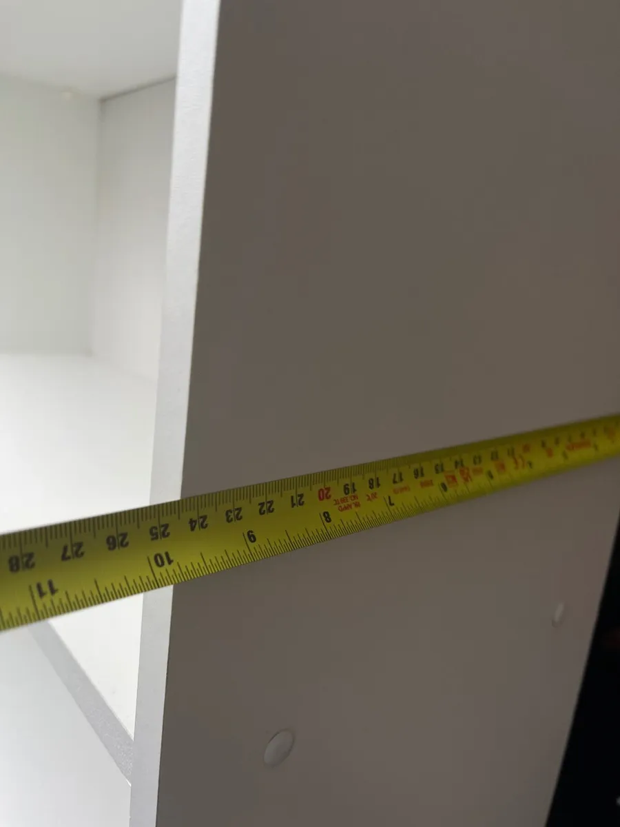 White bookcase - Image 4