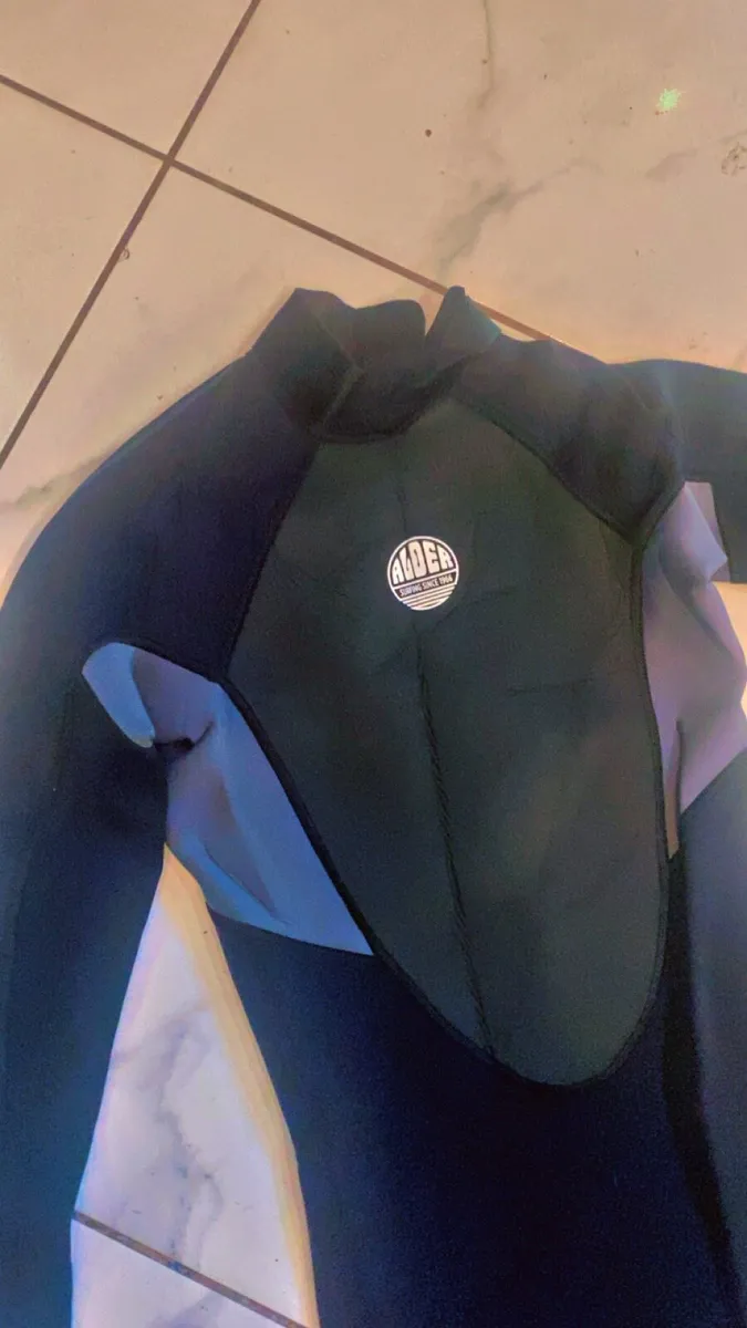 Brand new Alder Wetsuit - Image 2