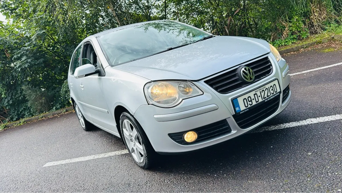 2009 Volkswagen polo - Image 2