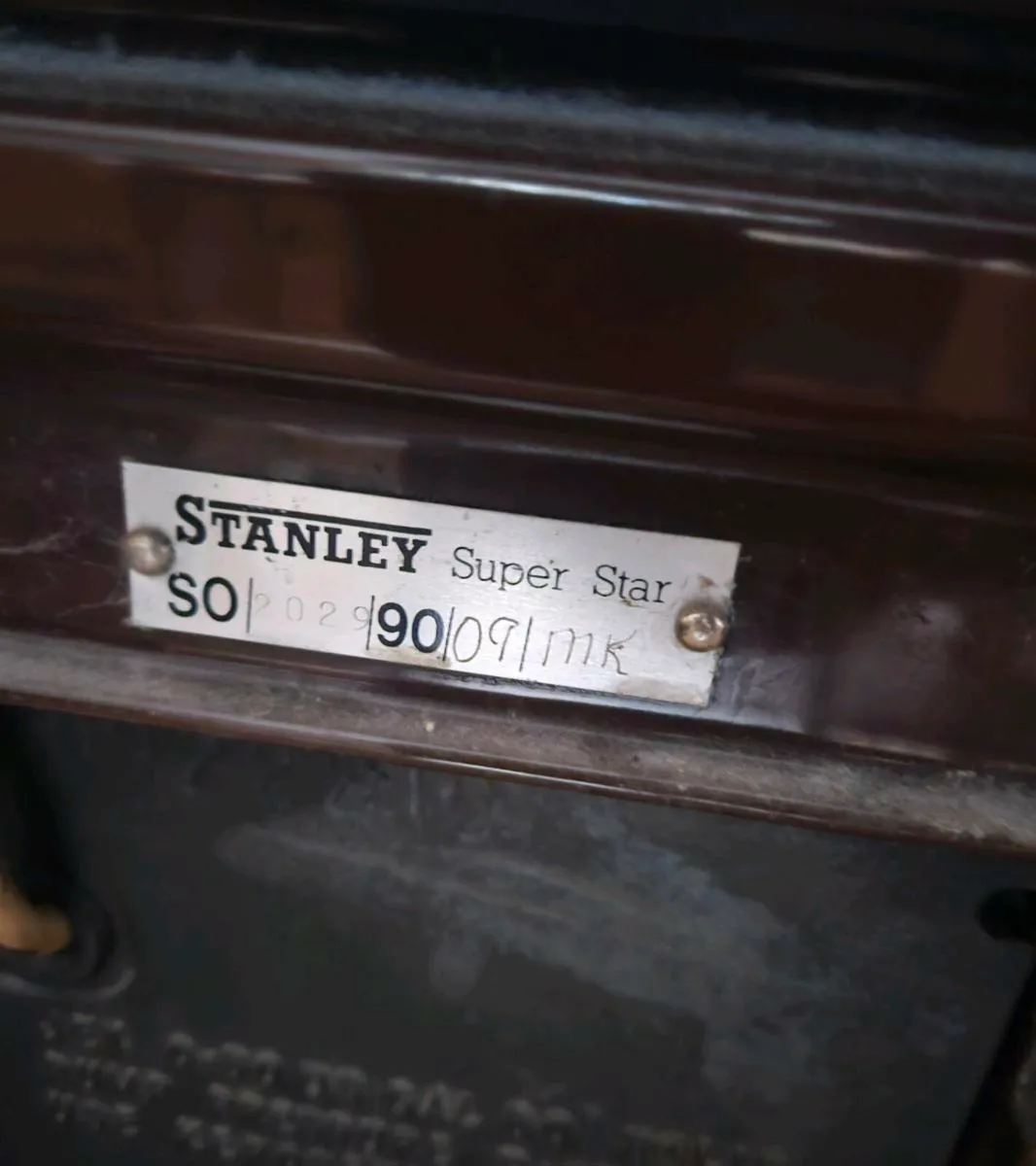 Stanley oil stove - Image 2