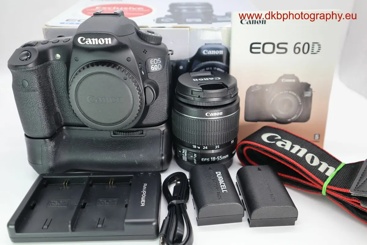 CANON 60D CAMERA & EFs 18-55mm LENS & BATTERY GRIP - Image 1