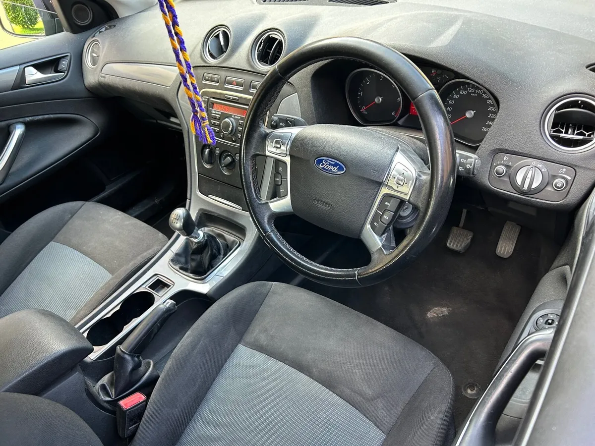 Ford Mondeo 2013 - Image 2