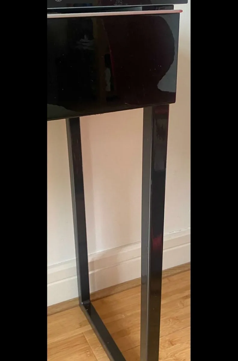 Side table - Image 3