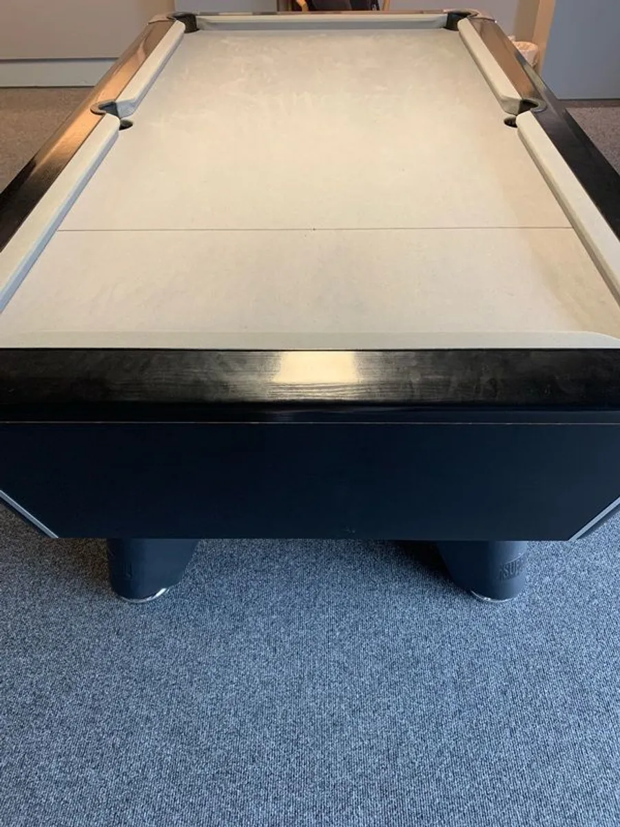 Supreme winner pool table - Image 1