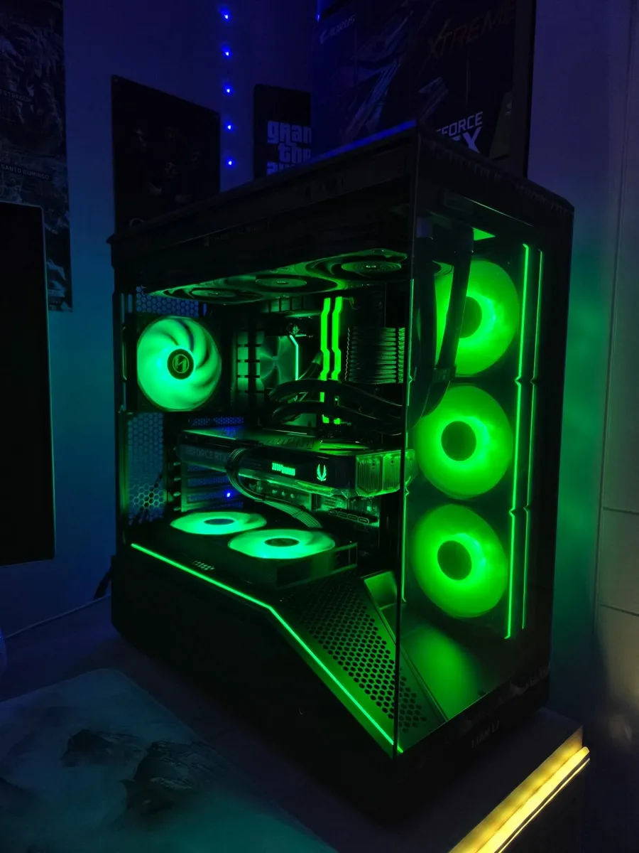 High end gaming PC - Image 1