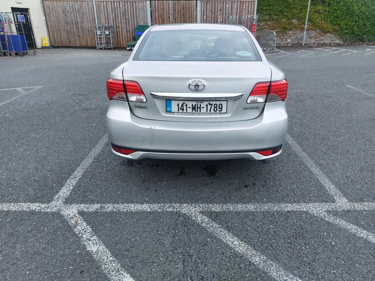 Toyota Avensis 2014 - Image 4