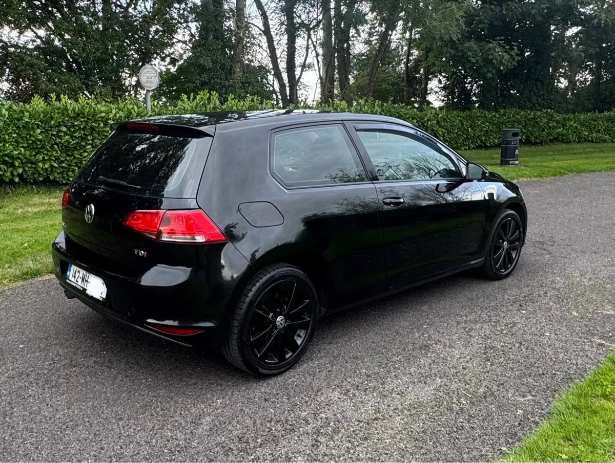 Volkswagen Mk7 Golf TDI 1.6 109bhp low mileage** - Image 3
