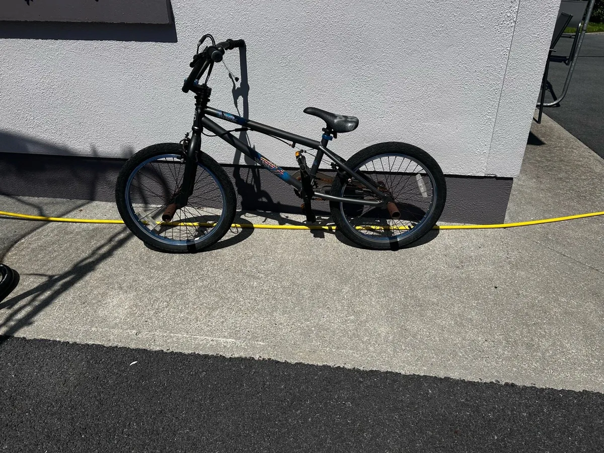 20” Freestyle BMX Bike - Image 2