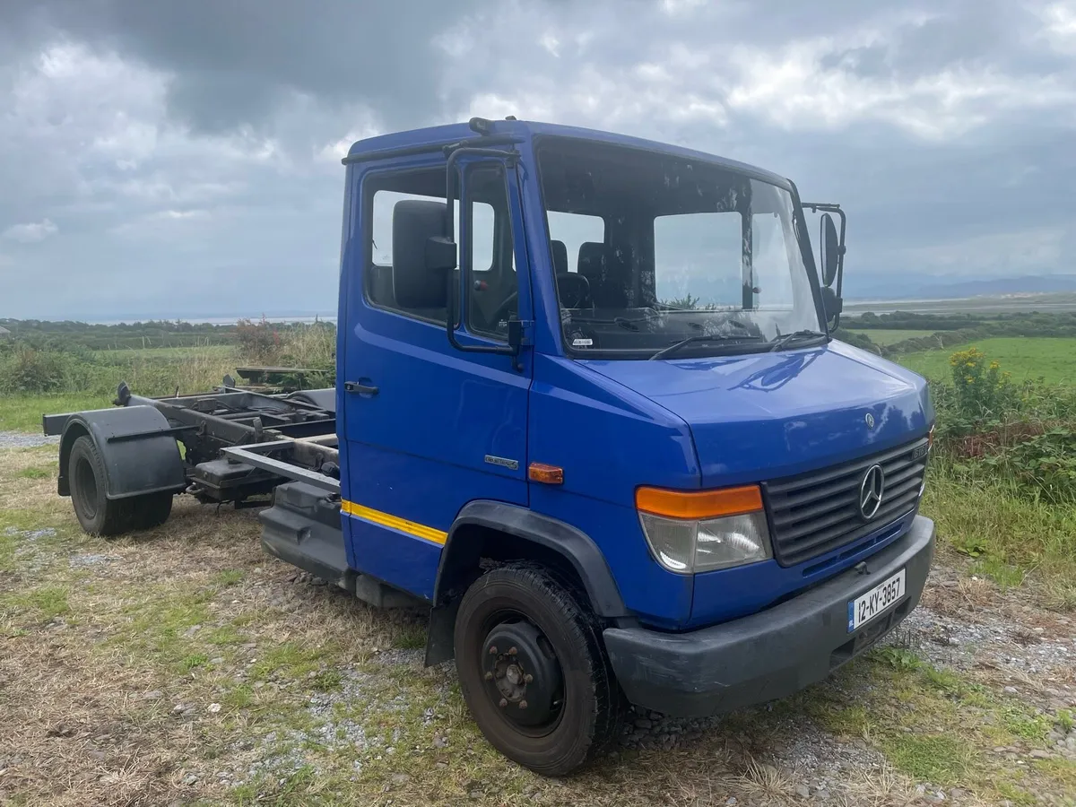 Mercedes Benz Vario 616D - Image 2