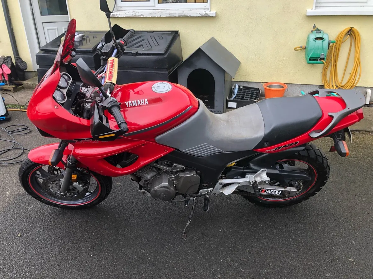 Yamaha TDM 850 - Image 2