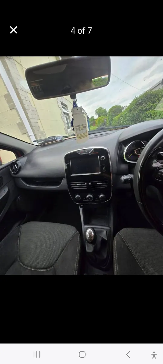 142 Renault Clio - Image 4