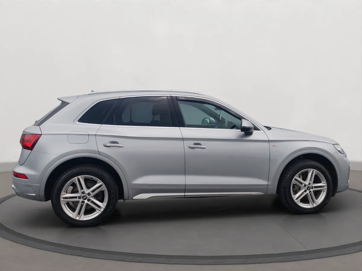 Audi Q5  S Line 2.0 TDI 204 bhp Auto - Image 3