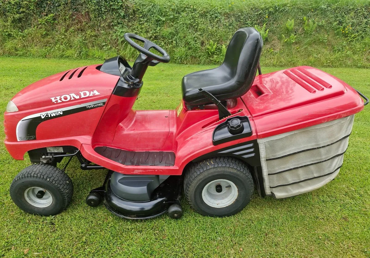 Honda Lawnmower - Image 1