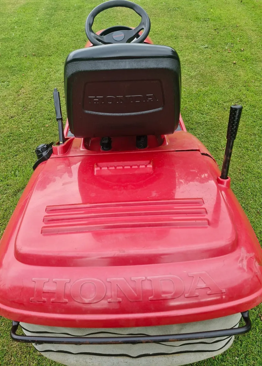 Honda Lawnmower - Image 3