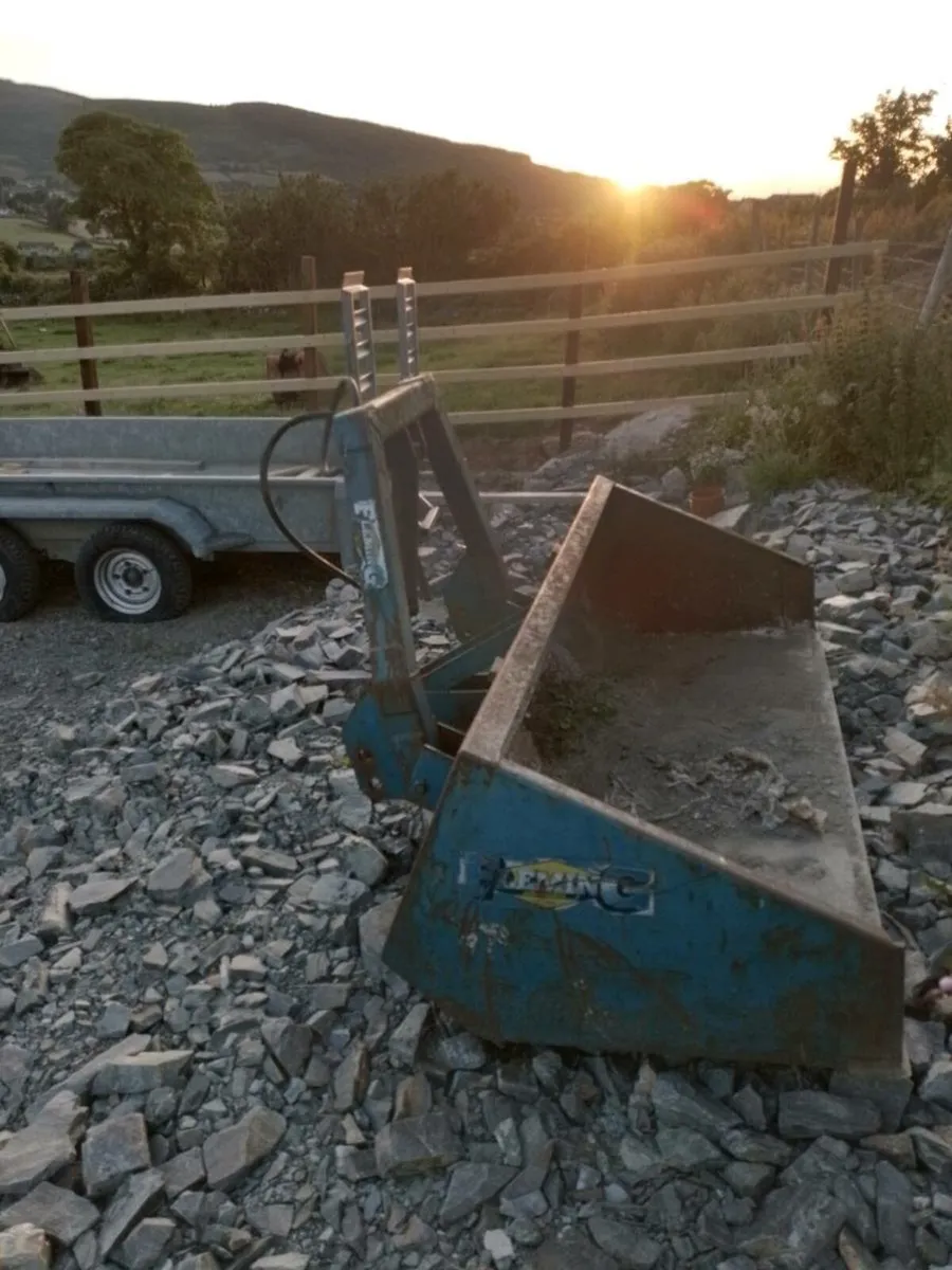Power scoop