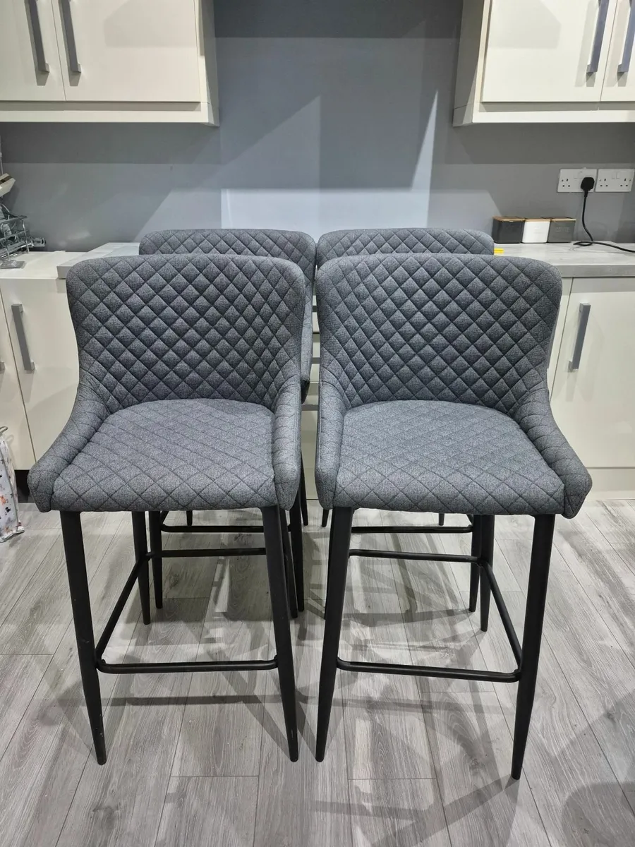 High stools - Image 3