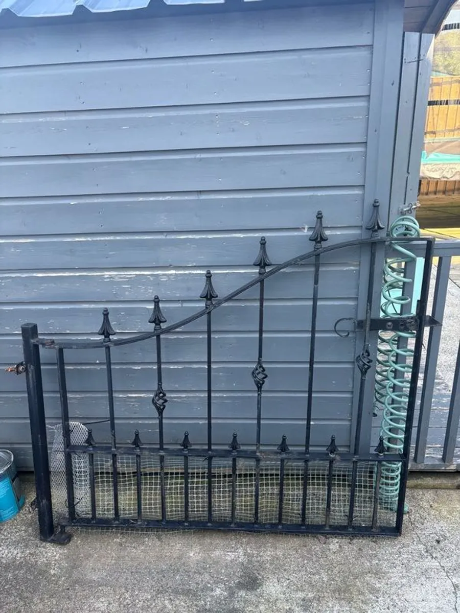 wrought iron gates - Image 3