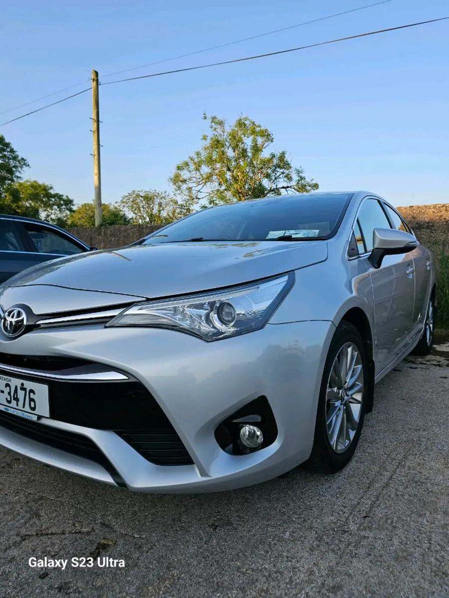 Toyota avensis Luna 2.0 diesel - Image 2