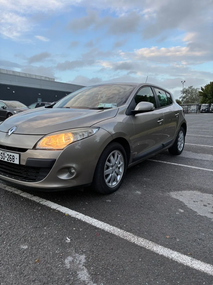 Renault Megane 2010 - Image 1