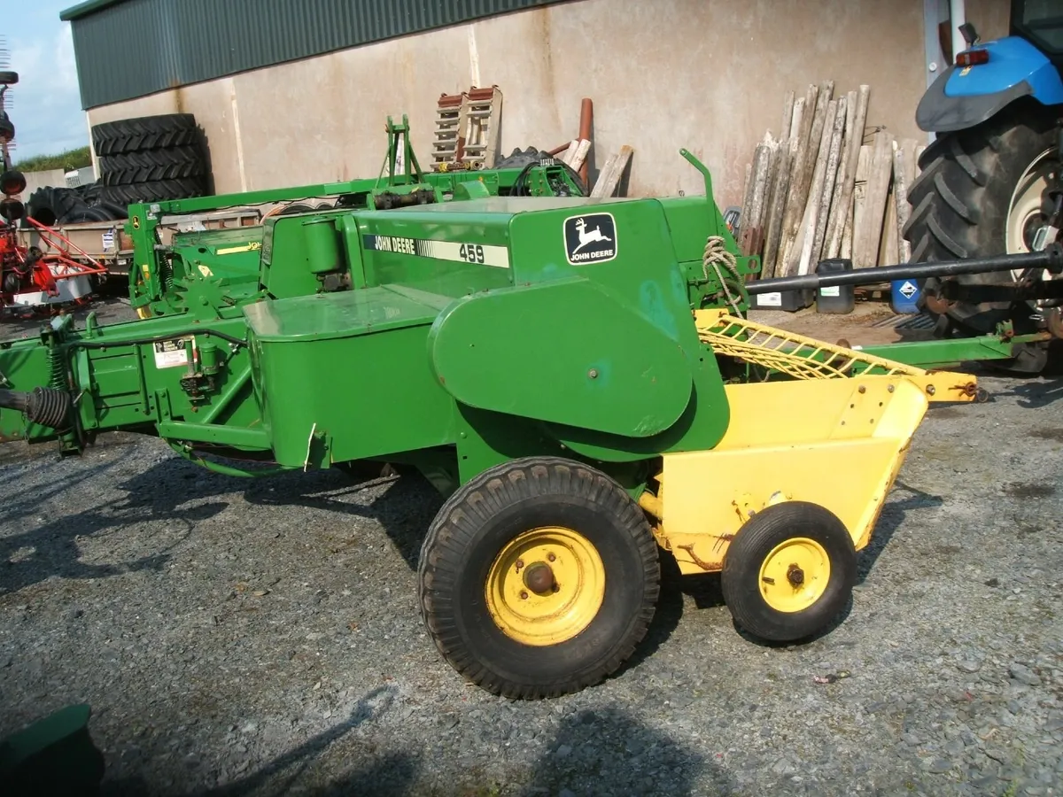 John Deere 459 square baler - Image 2