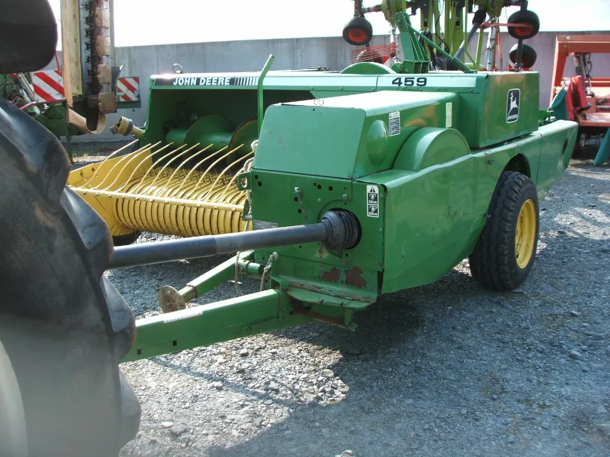 John Deere 459 square baler - Image 1