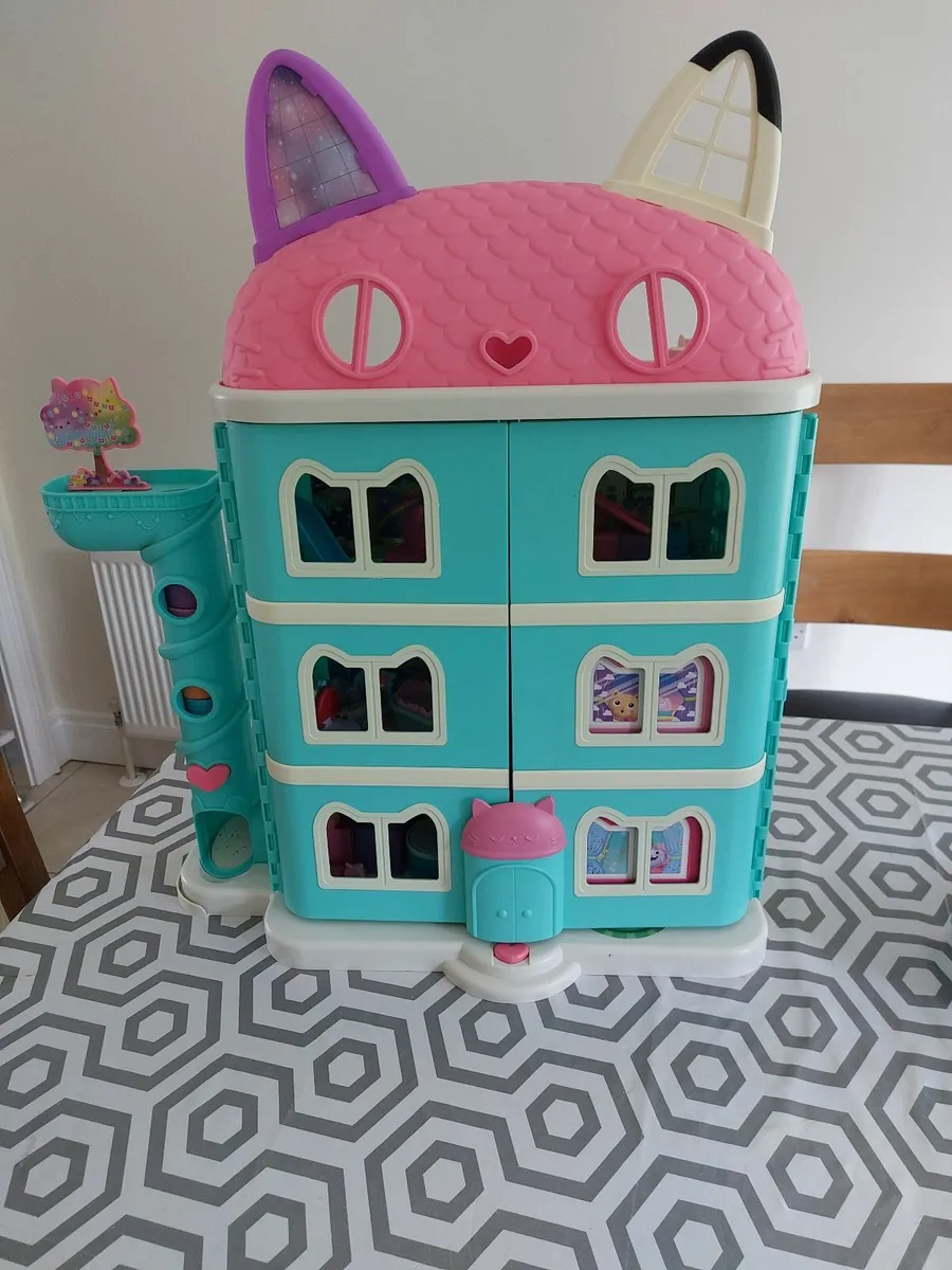 Gabby's dollhouse - Image 1