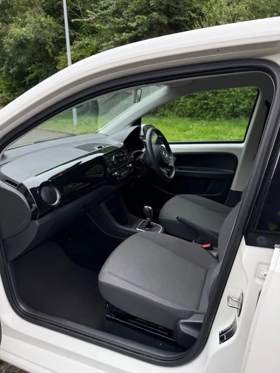 🚗Volkswagen Up! 1.0 Automatic – 2015🚙 - Image 4