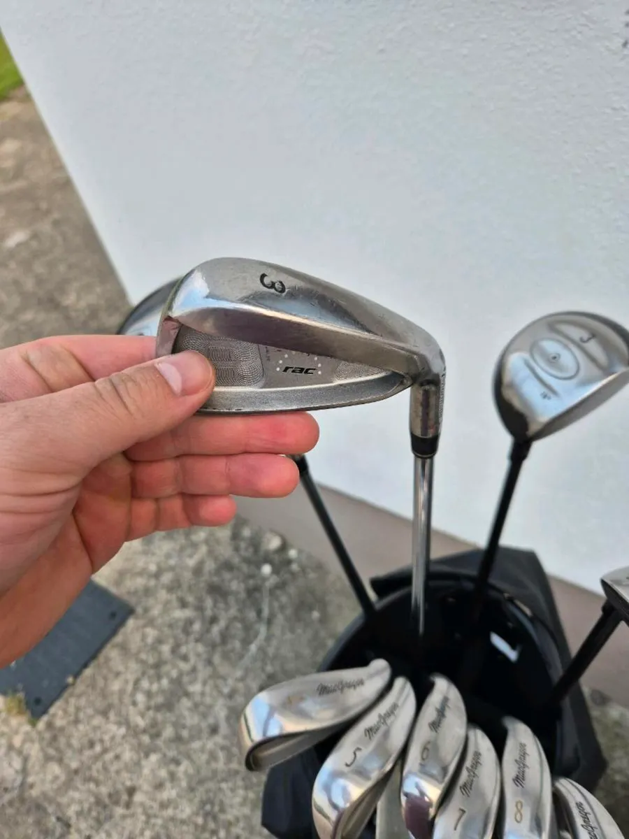 Golf Set & Trolley - Image 3