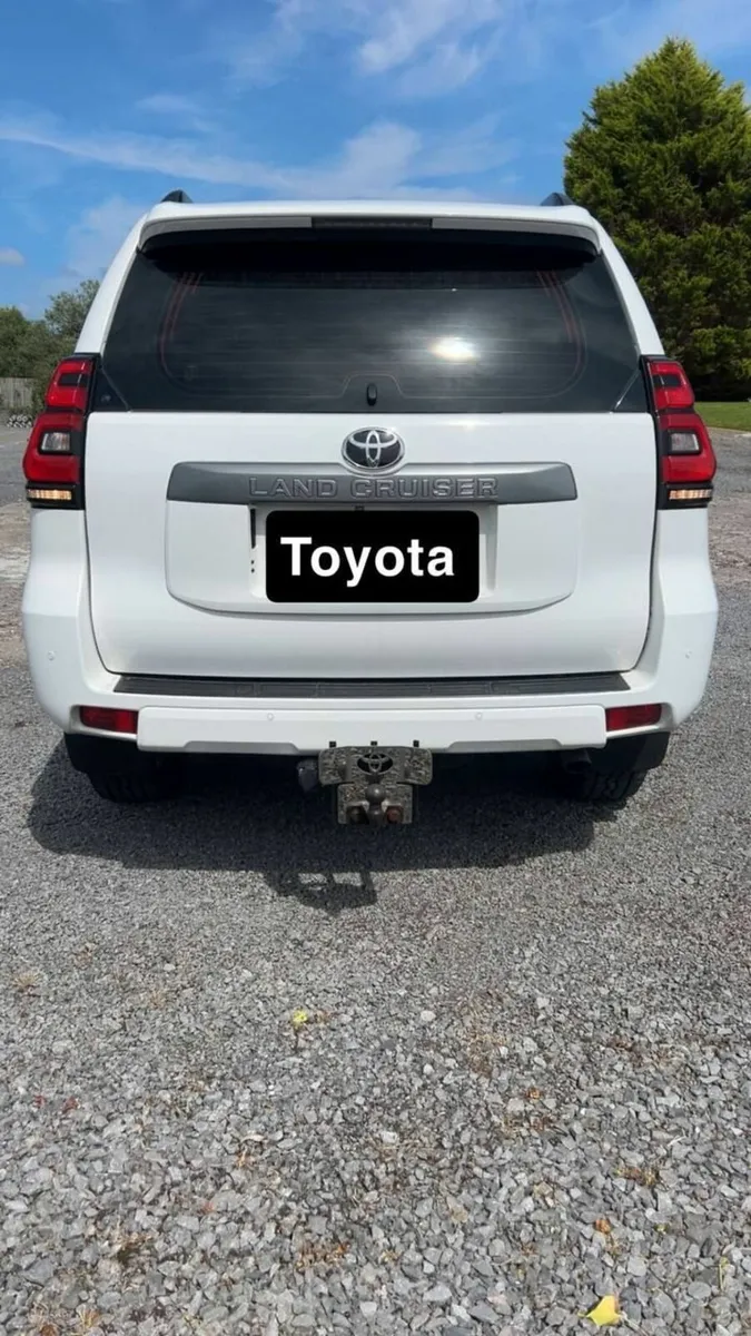 Toyota Land Cruiser 2021 Commercial - Image 4