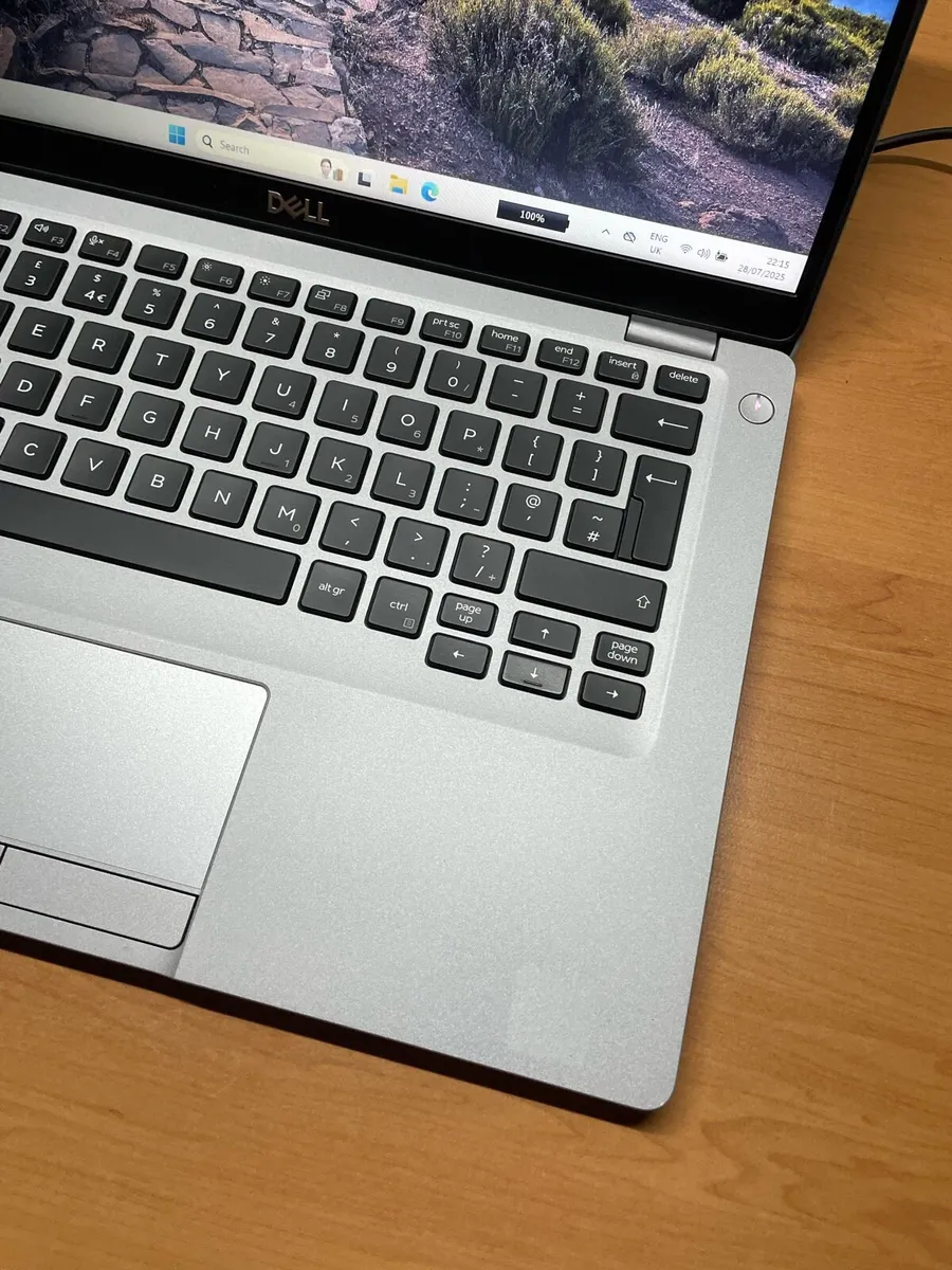 Dell laptop i5 pro 32gb 256 ssd win 11 pro - Image 2