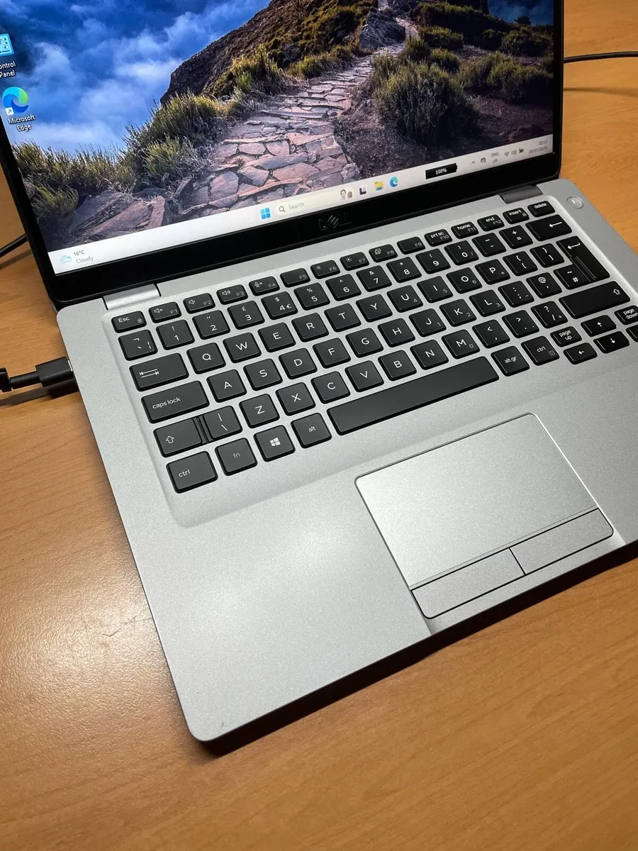 Dell laptop i5 pro 32gb 256 ssd win 11 pro - Image 3