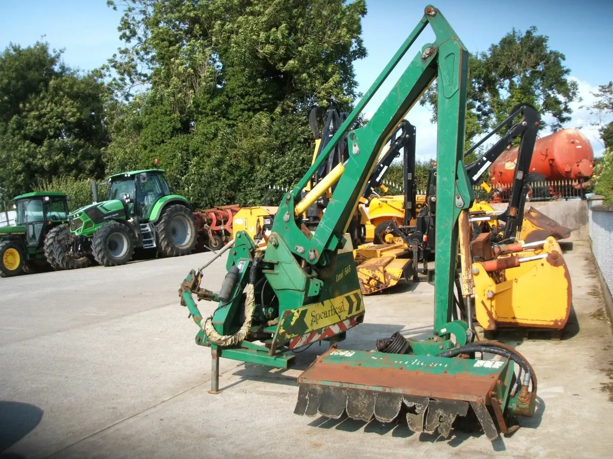 Spearhead 565 hedge cutter - Image 1
