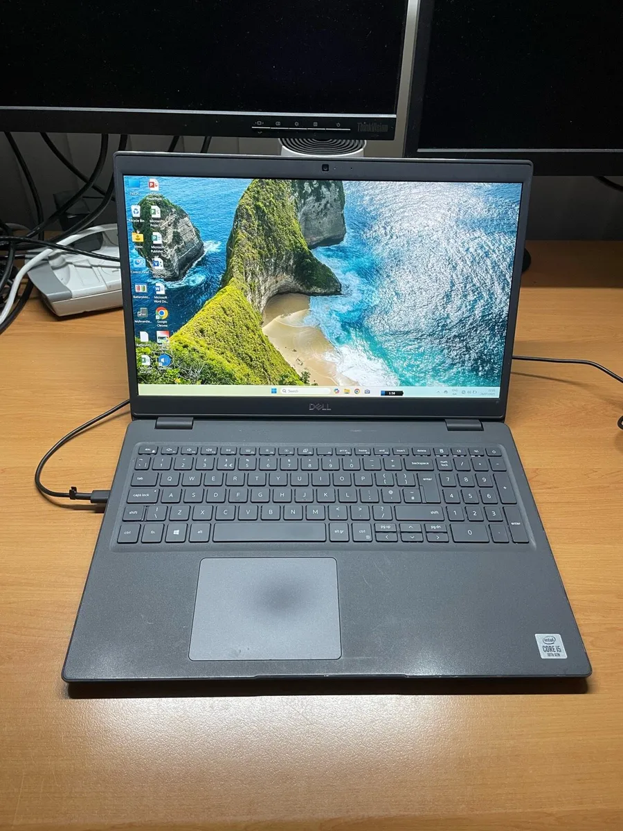 Dell laptop i5 pro 16-256 win 11 pro - Image 1