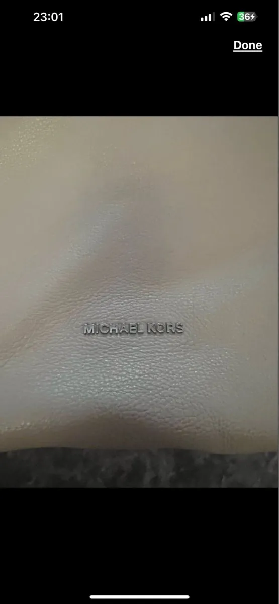 Michael kors bag genuine - Image 4