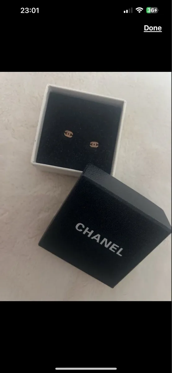 CC stud earrings - Image 1