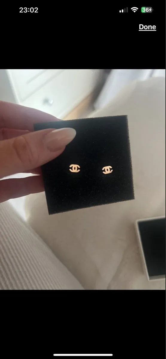 CC stud earrings - Image 2