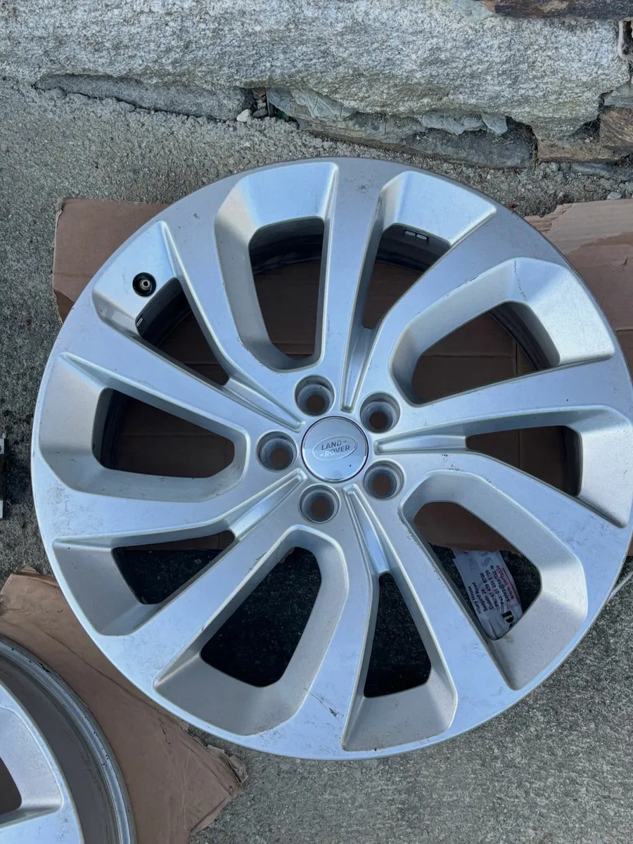 Landrover 20" Alloys - Image 2