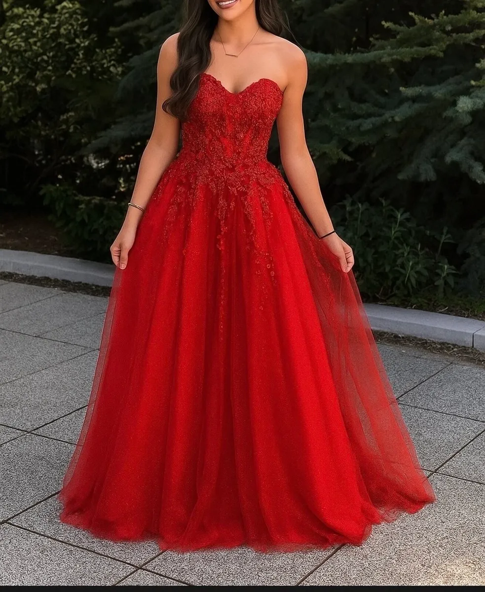Debs / Prom dress (NEGOTIABLE PRICE) - Image 1