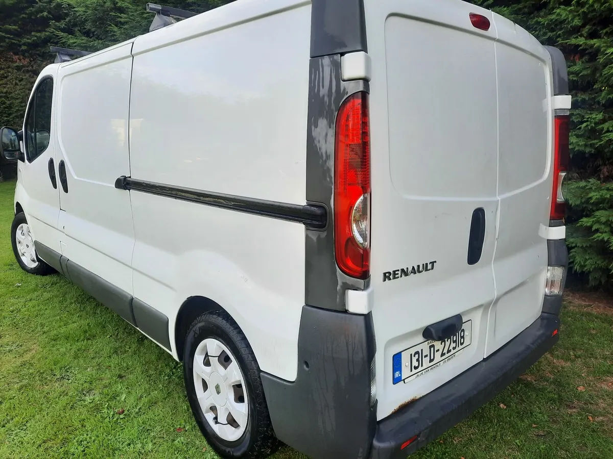 Renault Trafic New CVRT 07/2026 - Image 3