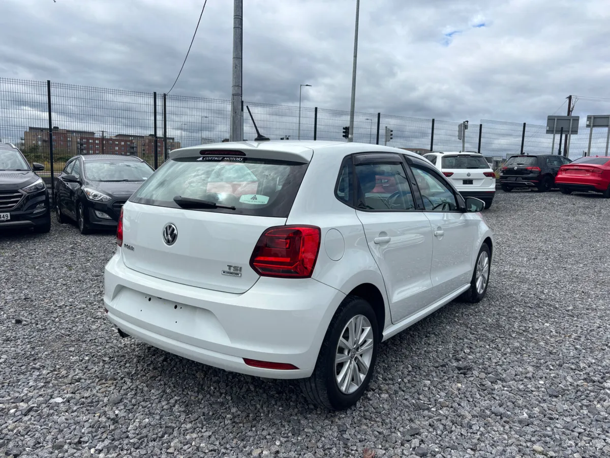 Volkswagen Polo - Image 4