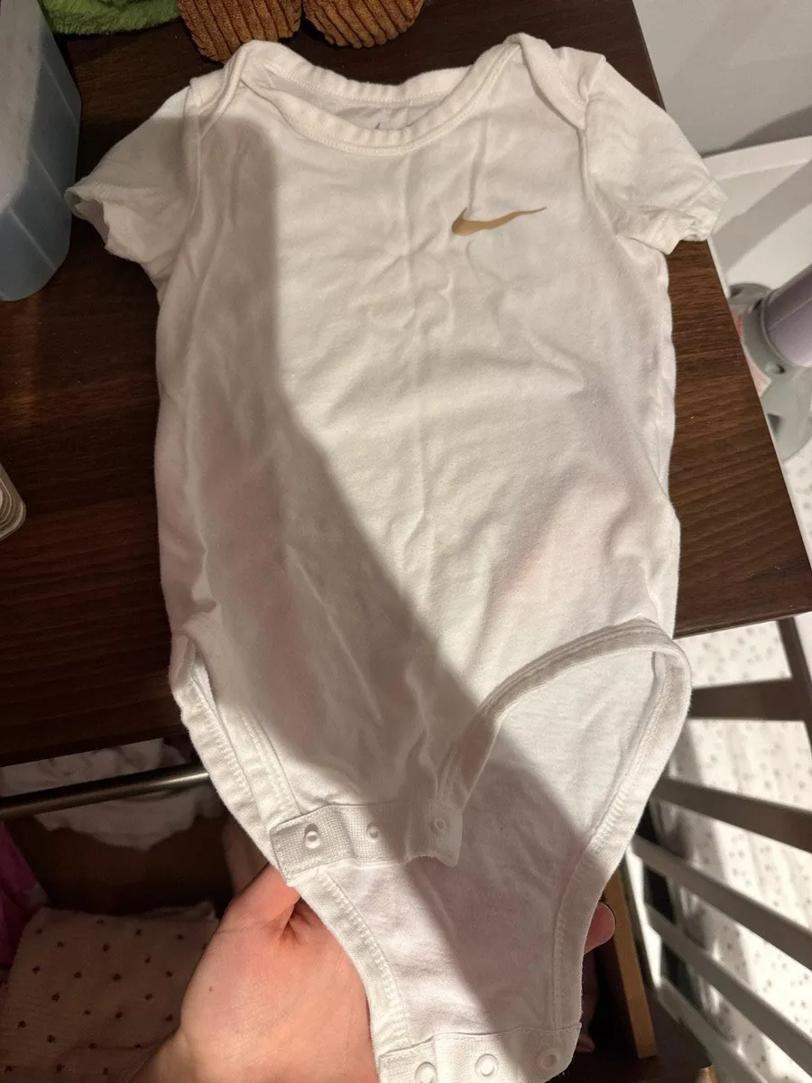 Baby clothes 3-6 6-9m - Image 2