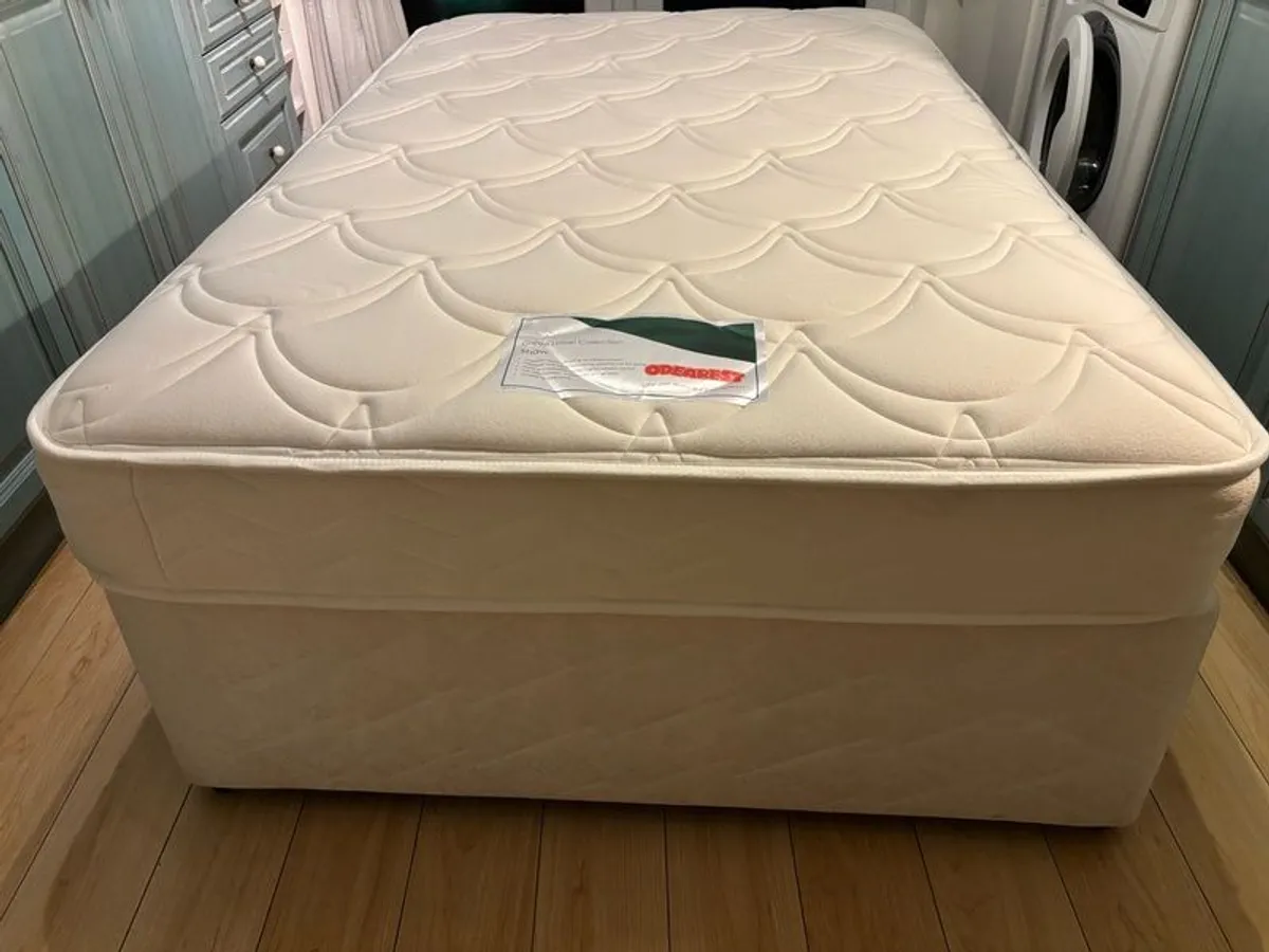 Beautiful Bed - Image 2