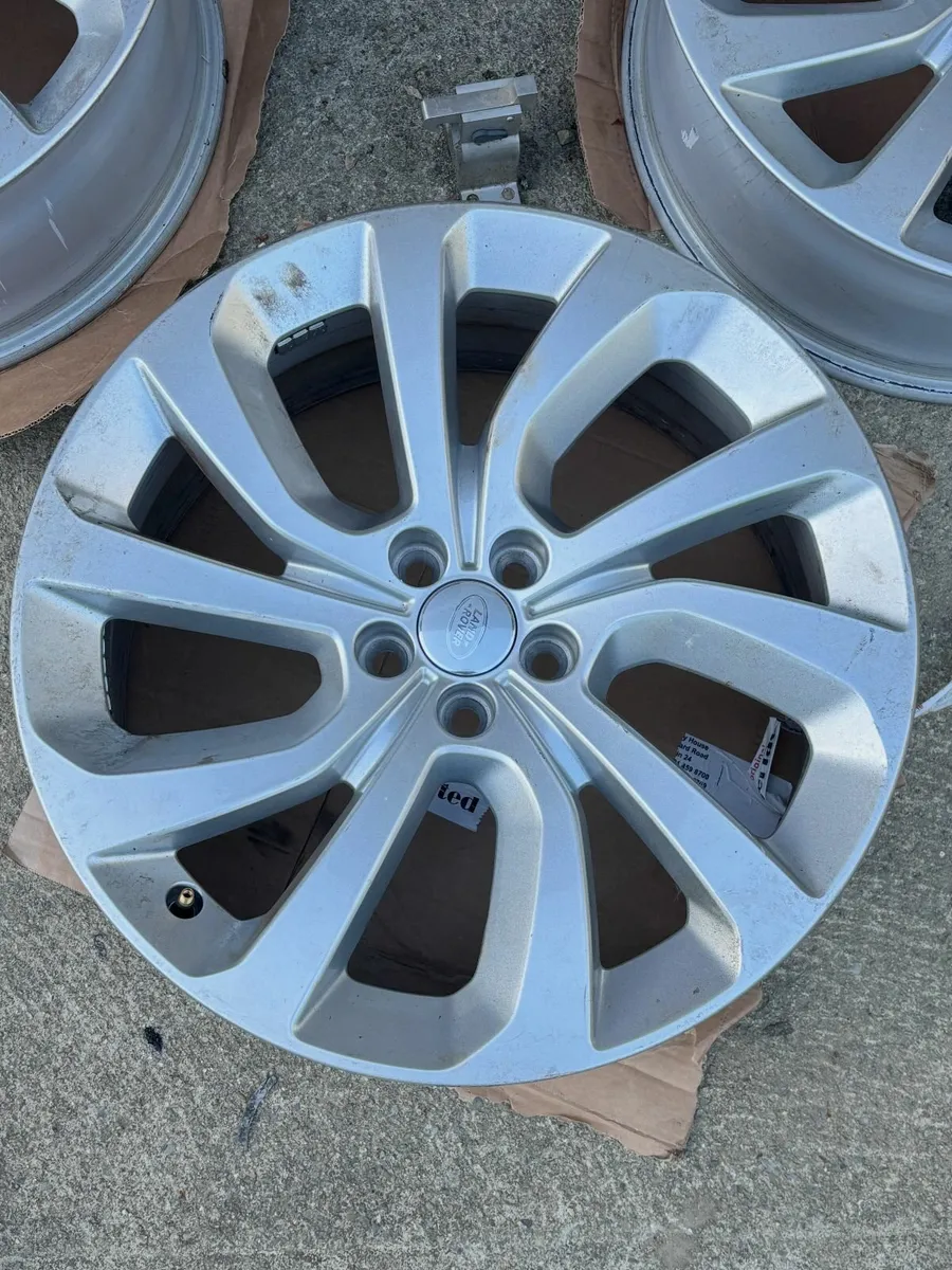 Landrover 20" Alloys - Image 3