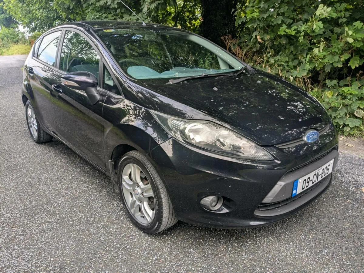 NCT 09/26 Fully Serviced 09 Ford Fiesta 1.2 Style - Image 3