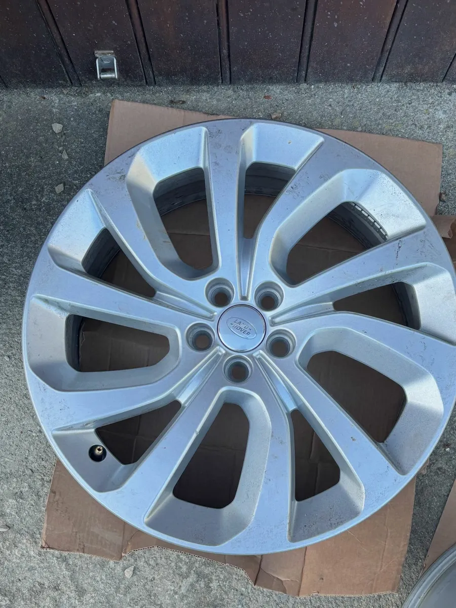 Landrover 20" Alloys - Image 4