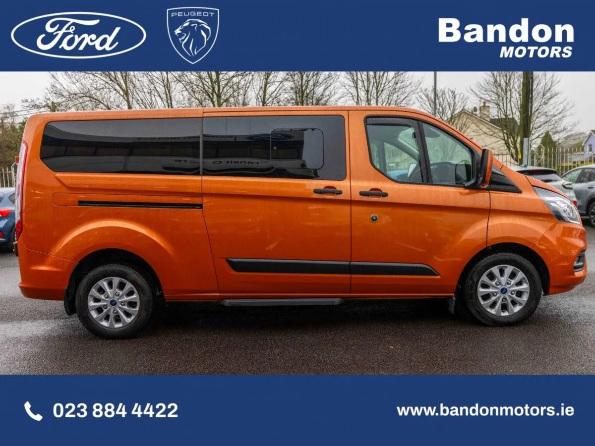Ford Transit Custom Custom Kombim 9 Seater IN Gre - Image 3
