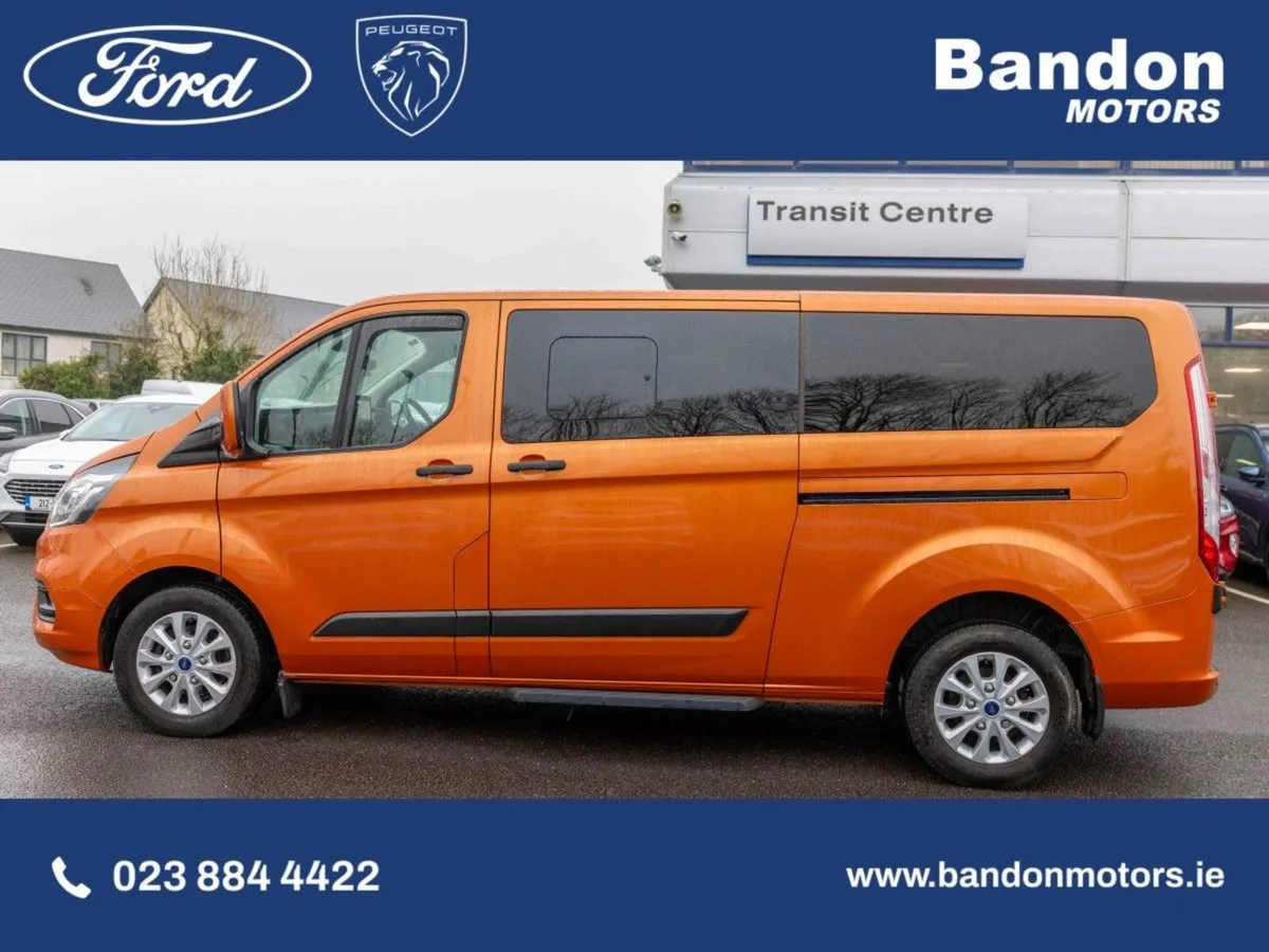 Ford Transit Custom Custom Kombim 9 Seater IN Gre - Image 4