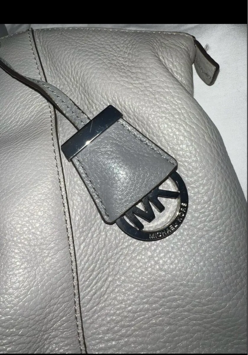 Michael kors bag - Image 4