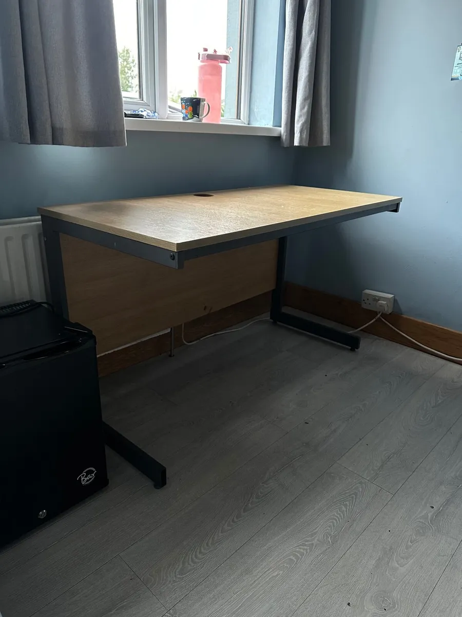 Office/Bedroom Desk - Image 1