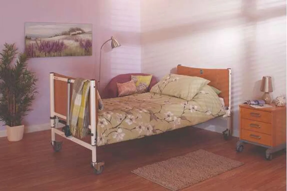 Electric Hospital Bed - Image 2